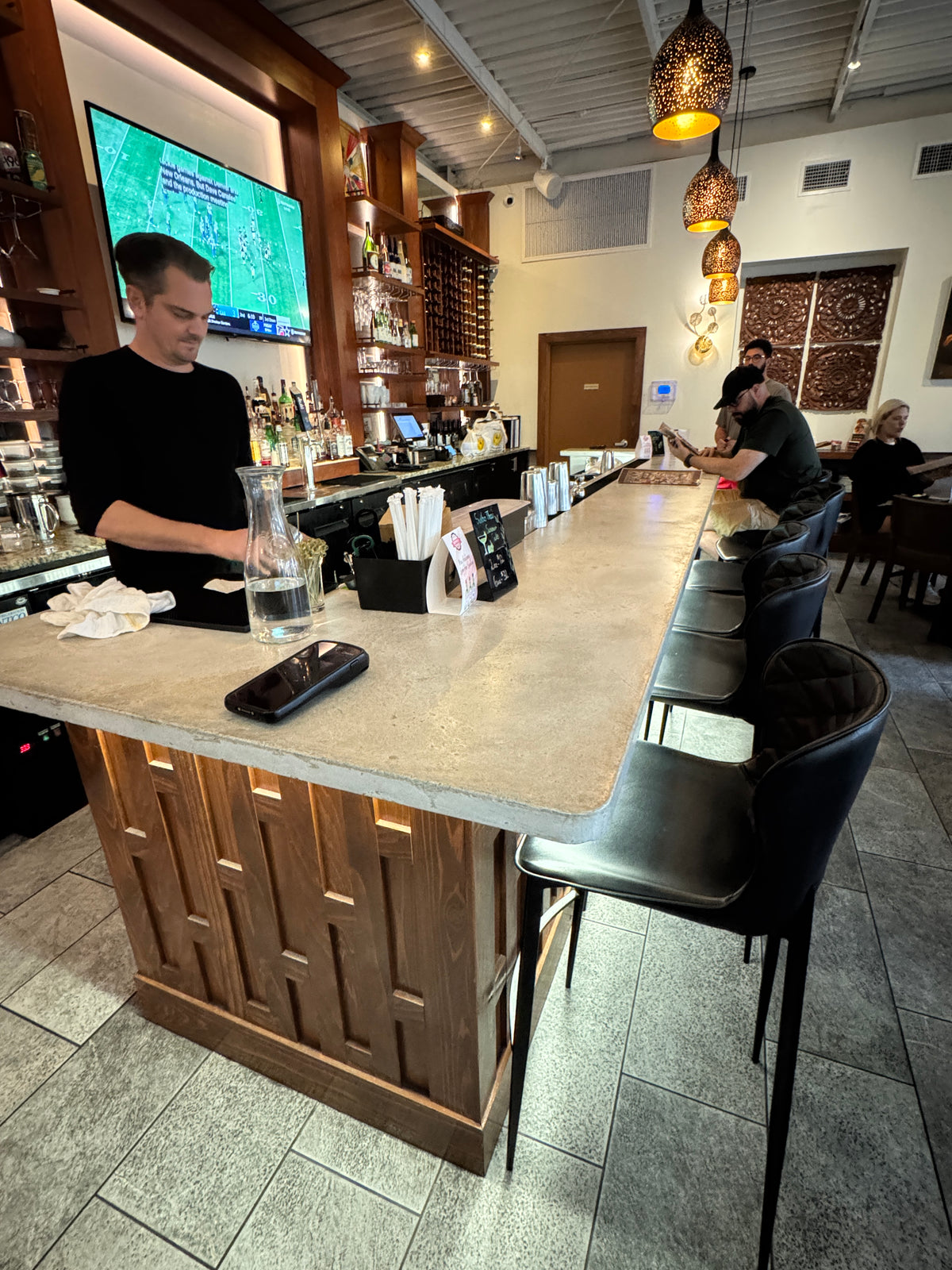Custom concrete kitchen countertop